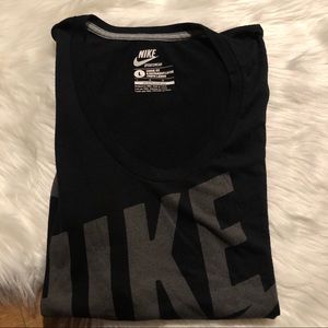 Woman’s Nike Workout Shirt